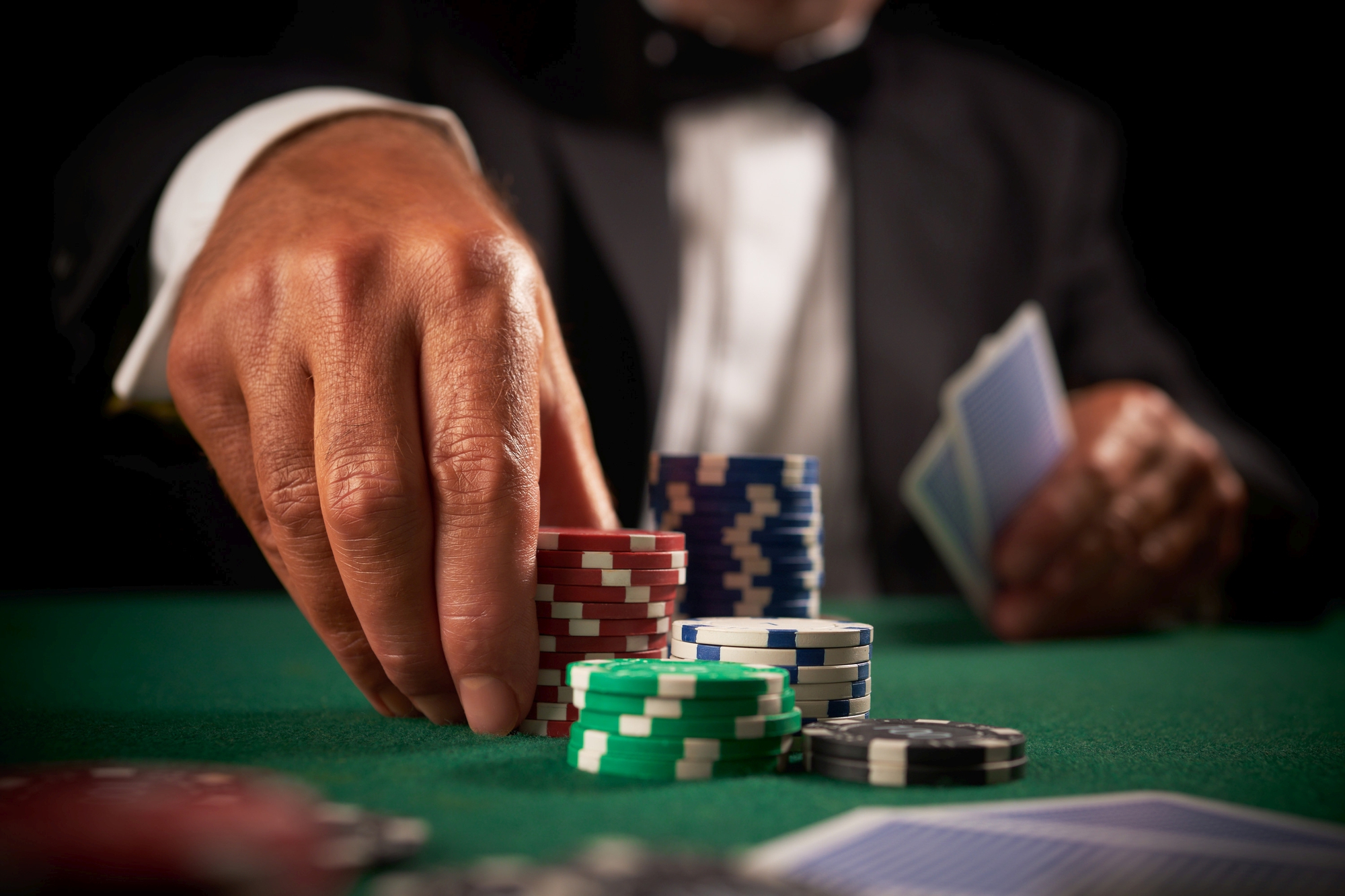 Phân tích sâu về luật chơi Baccarat: hướ